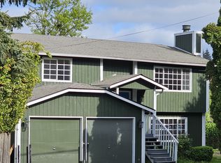 20727 Filbert Dr, Bothell, WA 98012