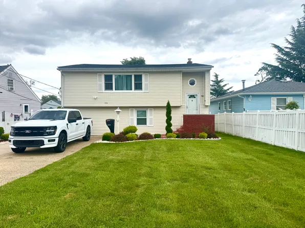 534 E Washington Ave, Woodbridge, NJ 07095