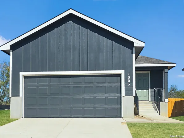 1003 Asturias Pass, San Antonio, TX 78221