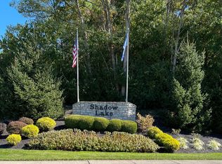 340 Shadow Ridge Dr, Highland Heights, KY 41076