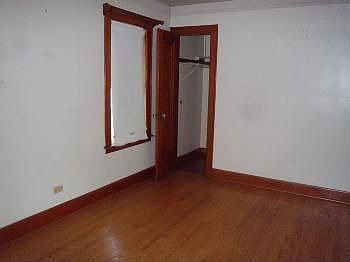5th image of 5034 N Melvina Ave