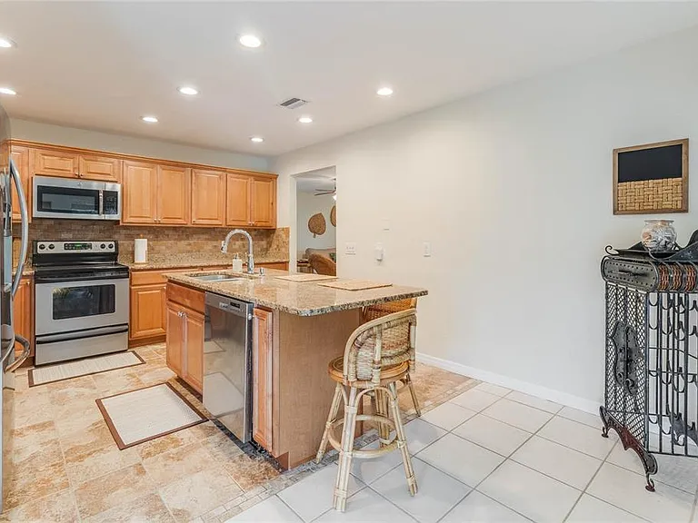 297 Cheshire St — Photo 34