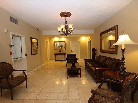 3rd image of 2109 Bayshore Blvd Unit 703