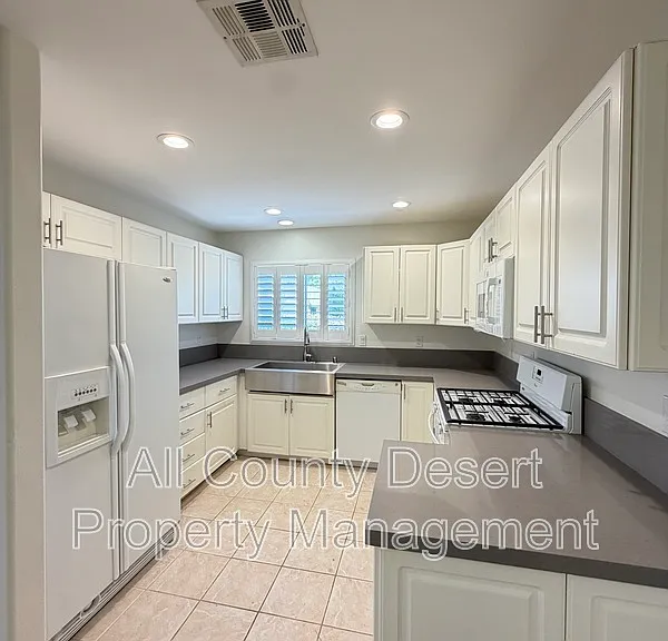 45374 Sunset Ln — Photo 22