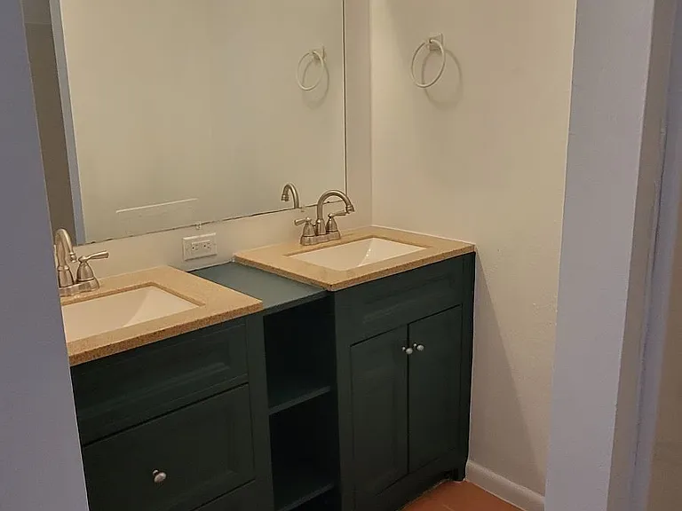 1527 Johanna Dr #C — Photo 7
