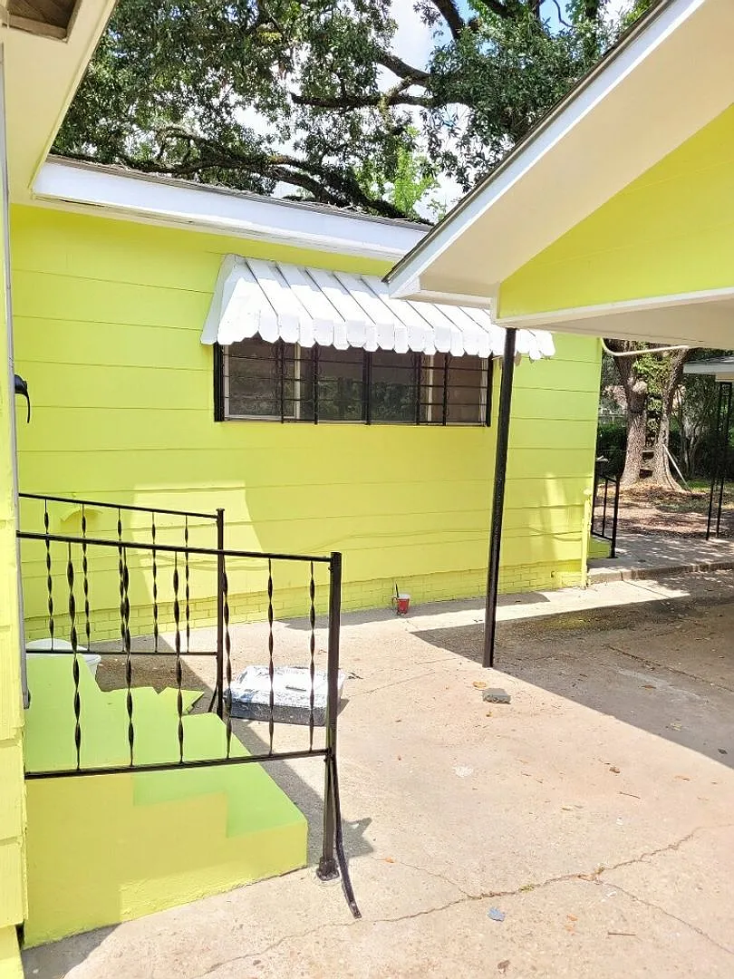 3567 Charles Street - 3 bedrooms 1 bath — Photo 3