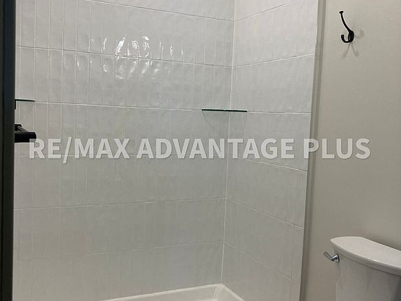 4th image of 118 W 3rd St #2C