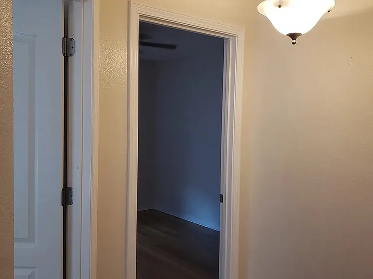 6492 Sarasota St — Photo 29