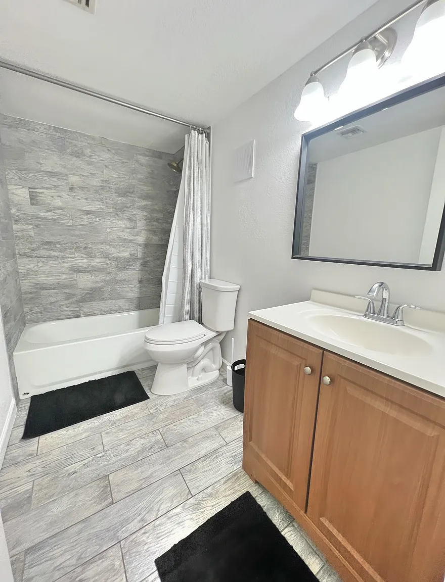 4 bed, 3012 sqft, $600 — Photo 2