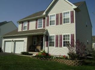 1156 Spring Meadow Dr, Quakertown, PA 18951
