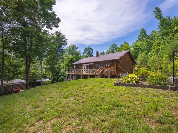 2733 Rackum Rd, Thorn Hill, TN 37881
