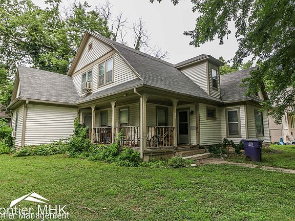 2nd image of 900 Leavenworth St #900