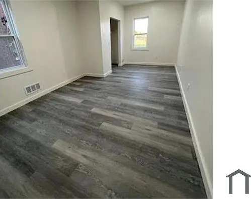 4555 Seebaldt St #2 — Photo 6