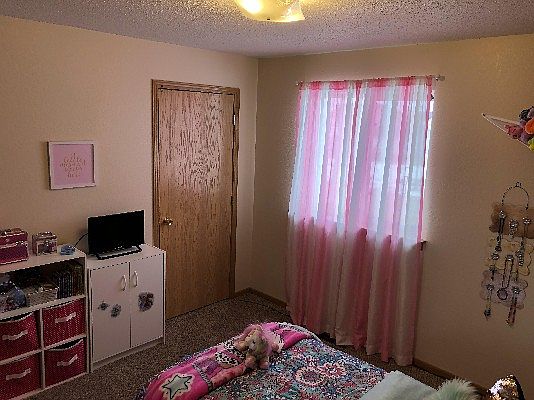 3rd image of 924 Tanglewood Dr #11186886
