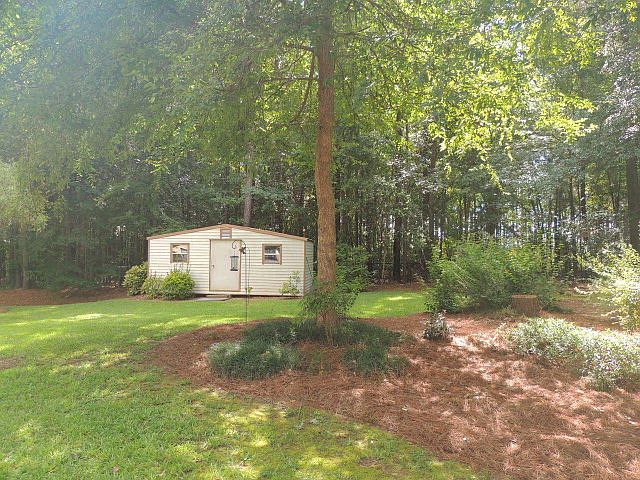 2nd image of 185 Old Plantation Trl NW