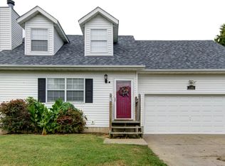 2203 S 18th Ave, Ozark, MO 65721