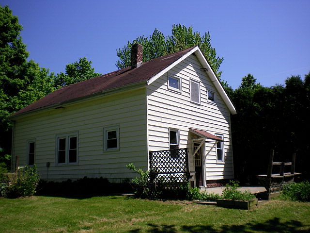 2nd image of 160 Rudy Rd