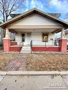 241 S 9th St, Salina, KS, 67401