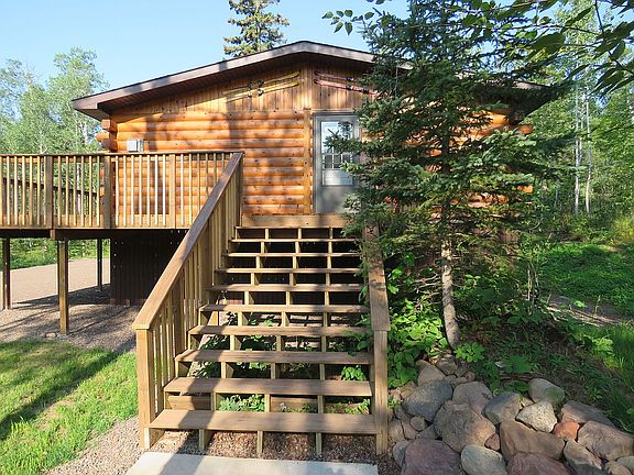 3rd image of 55 Wildwood Acres Trl
