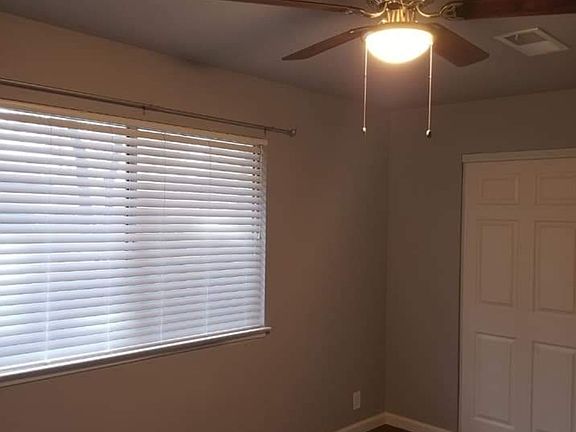 3rd image of 877 Camino Ct