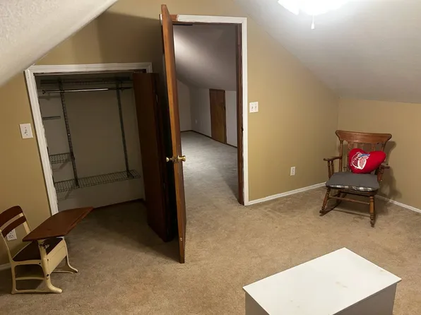 311 W Court St, Smith Center, KS 66967