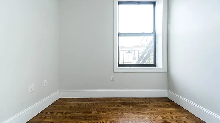 Rented by Nooklyn NYC LLC | media 56