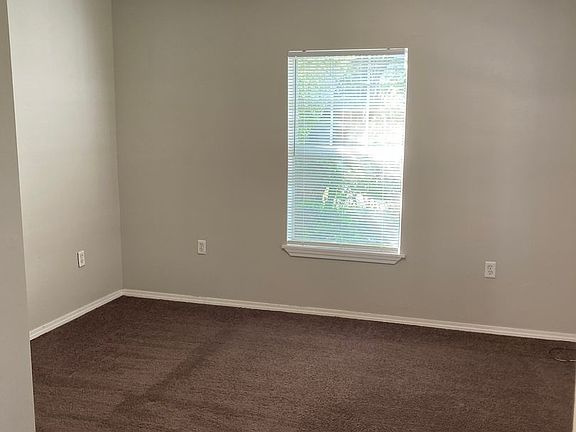 2nd image of 714 N Leverett Ave