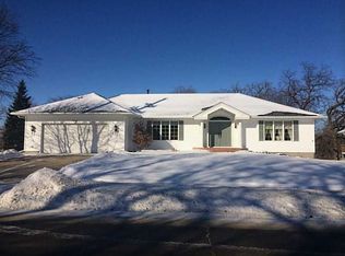 1240 Indian Creek Rd, Marion, IA 52302