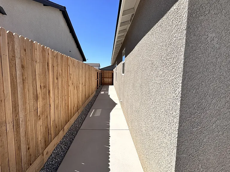 651 Skyler Ln — Photo 22