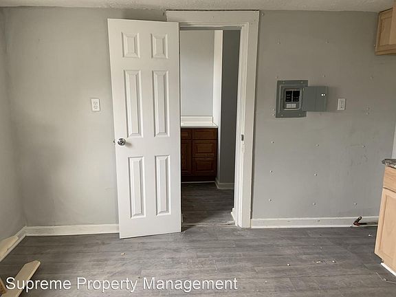 2nd image of 316 E Franklin St #4