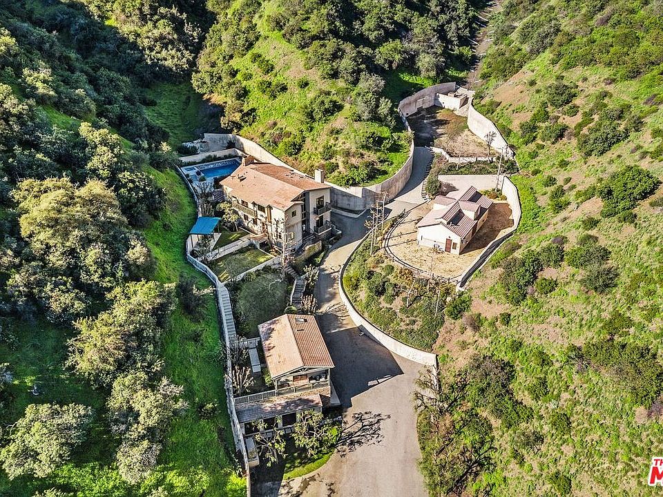 1st image of 4099 Mandeville Canyon Rd