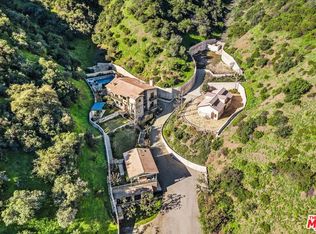 4099 Mandeville Canyon Rd, Los Angeles, CA 90049