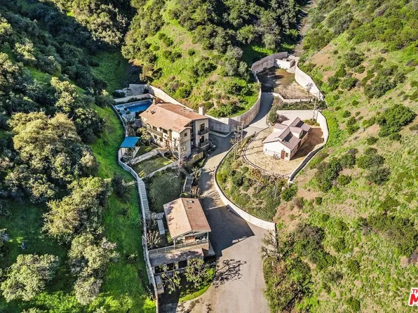 4099 Mandeville Canyon Rd, Los Angeles, CA 90049