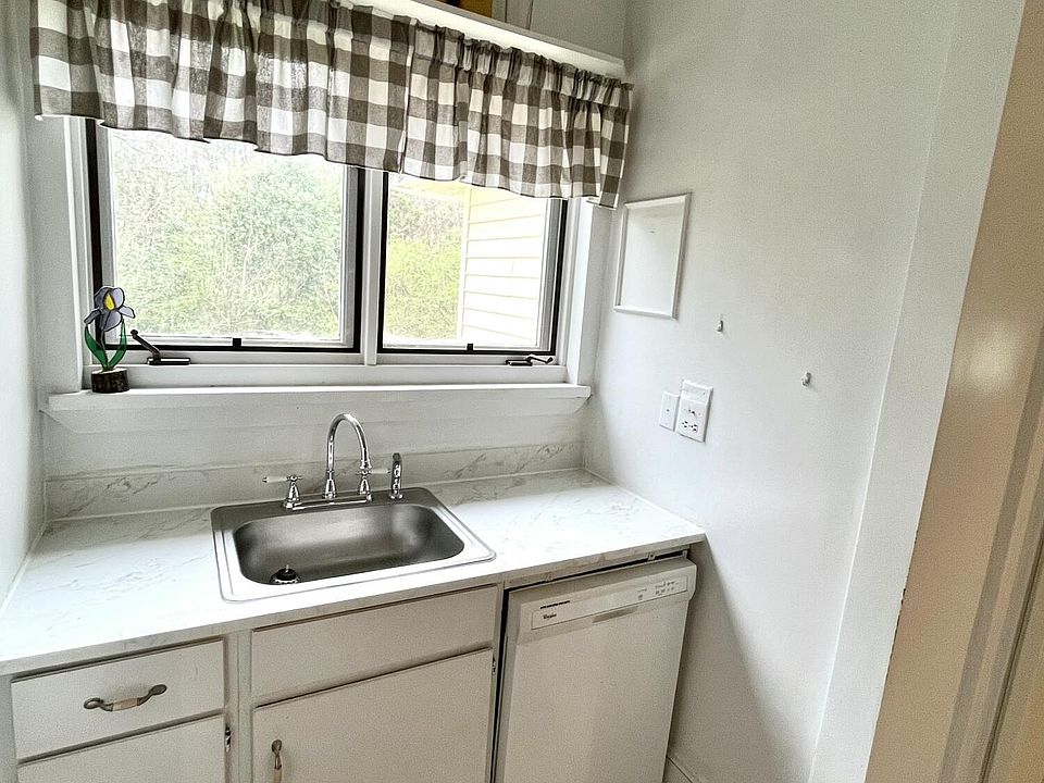 22nd image of this home