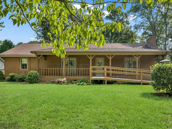 156 Tocaste Ln, Albany, GA 31707
