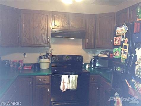 4th image of 6918 Hiawatha Dr