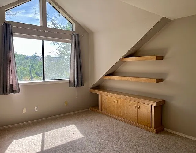 962 E Riverpark Ln — Photo 32
