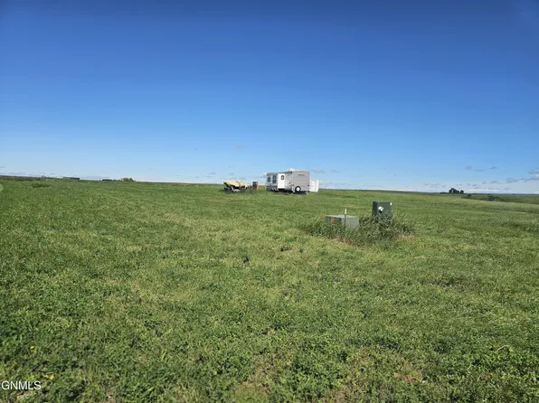 L9-B1 Dakota Point, Garrison, ND 58540