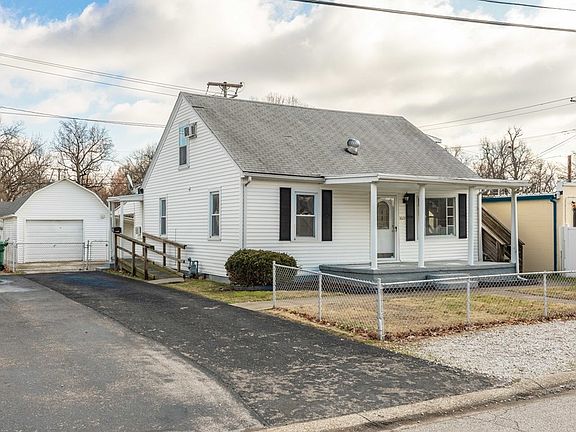 4th image of 3029 Daviess St