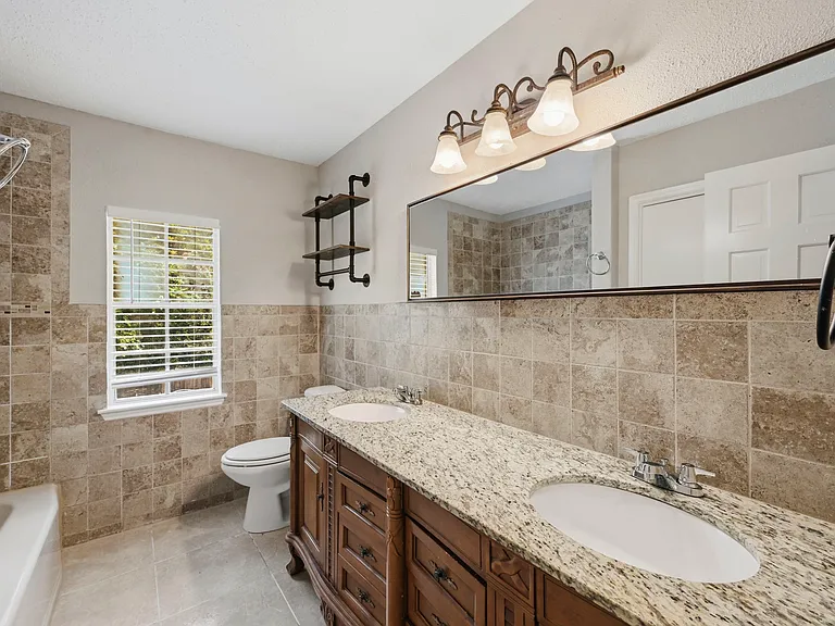 8130 Sunny Ridge Dr — Photo 20