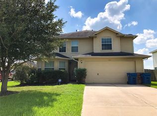 1015 Harrisburg Ct, Rosenberg, TX 77471