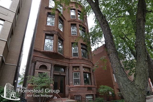 1st image of 626 W Wellington Ave #2FRONT