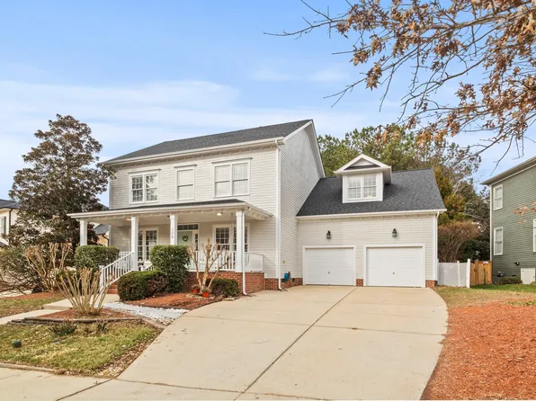 108 Sunset Oaks Dr, Holly Springs, NC 27540