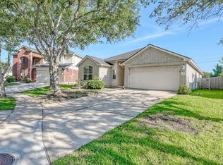 1526 Rogers Lake Ln, Richmond, TX 77407