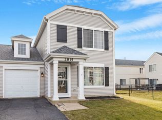 2815 Providence Ln, Montgomery, IL 60538