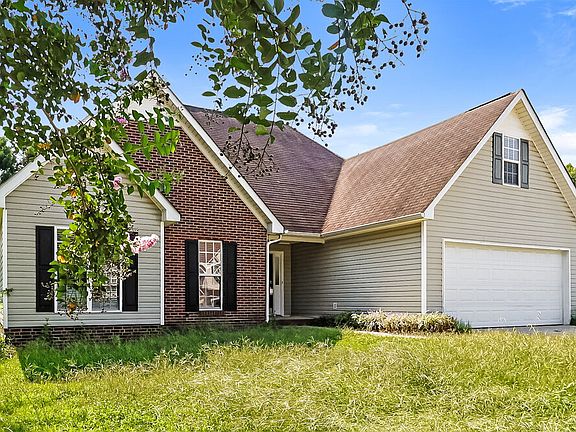 4th image of 2412 Damascus Dr