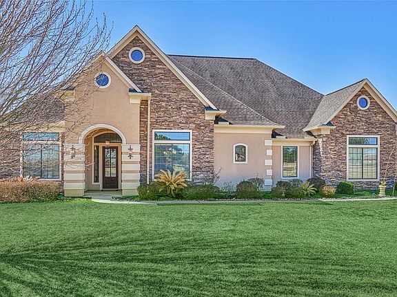 4th image of 19007 Grandview Ct