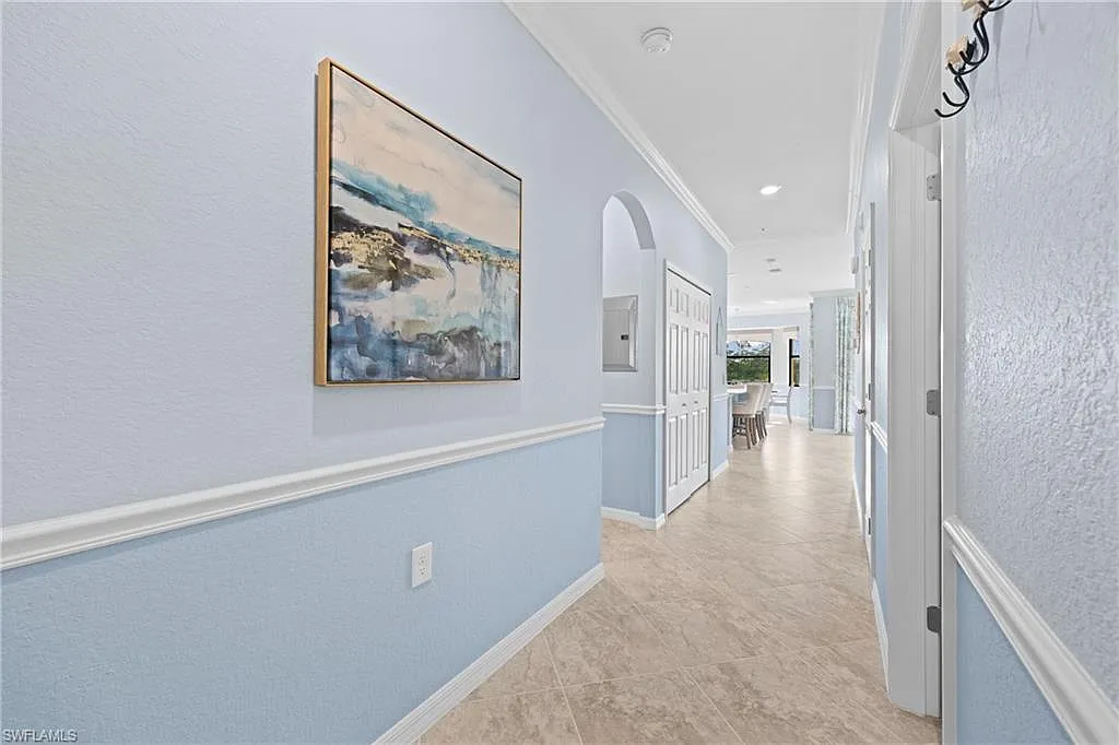 2 bed, 2.0 bath, 1250 sqft, $7,500 — Photo 2