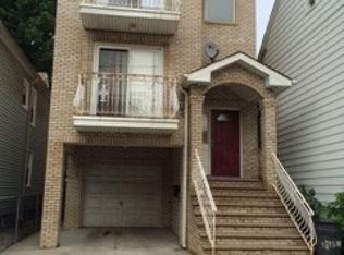 151 S Park St, Elizabeth, NJ 07206