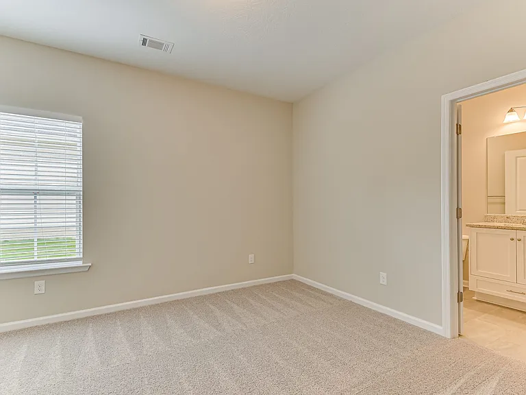 157 Dublin Loop — Photo 28